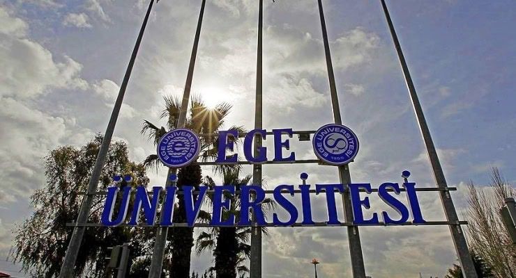 Ege Üniversitesi'nde Olaylı Gece! Köpekler Toplandı, Öğrenciler Ayaklandı