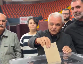 Veli Gündüz Şahin, YENİ Parti Ankara ön seçiminde oy kullandı!