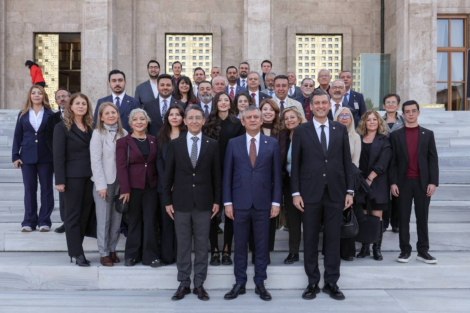 Yeni Parti 3